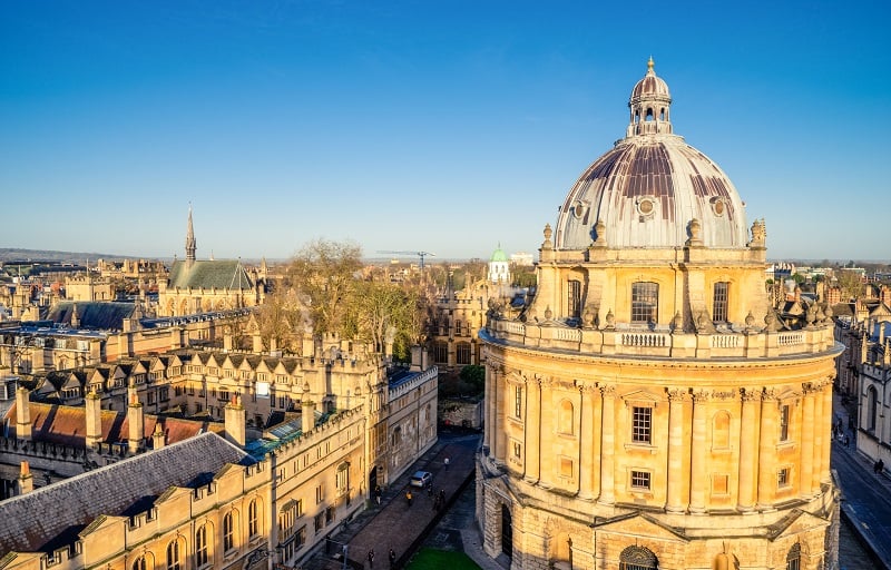 Oxford is the most expensive commuter town