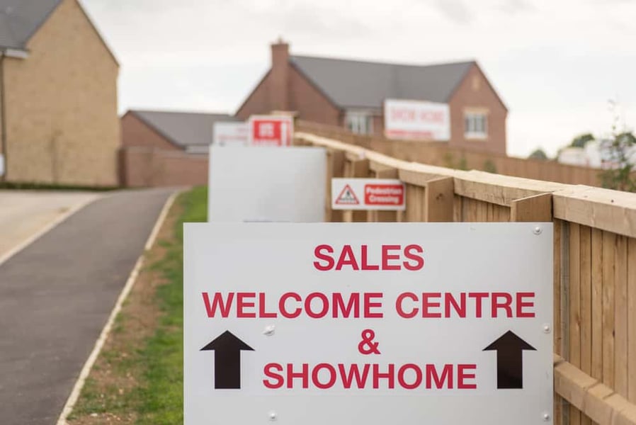Redrow to allow walk-in customers at sales centres