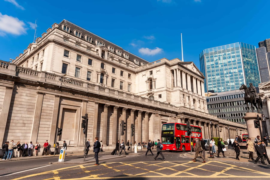 Bank of England holds interest rate at 0.1%