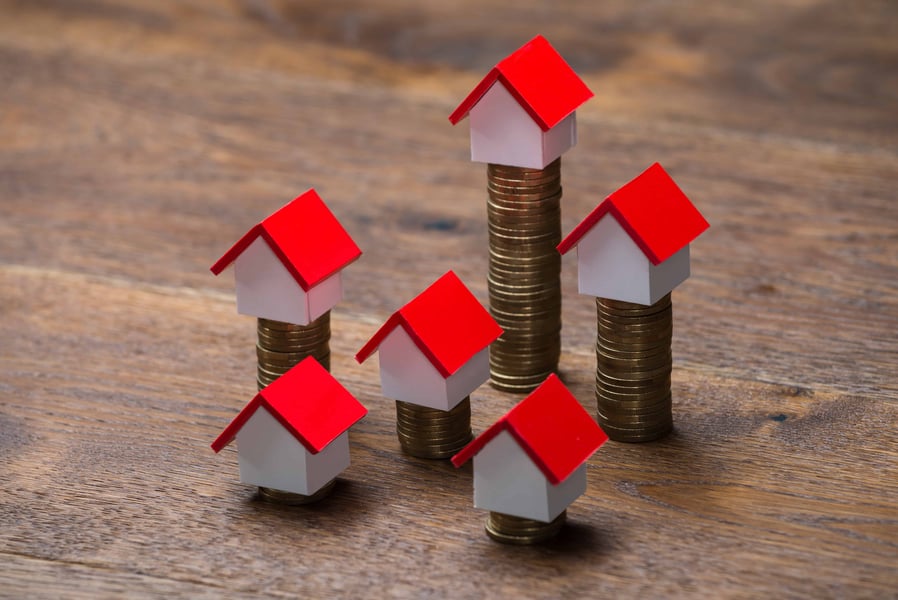 e.surv: House prices up 9.8%