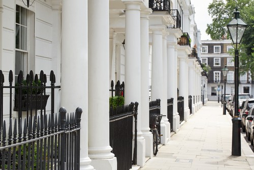 Kensington house prices fell by more than twice average annual earnings in past year