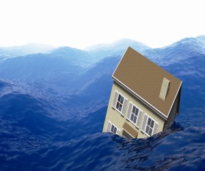 Underwater homeowners sink deeper, even as home values rise