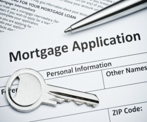 Major lender sheds bad mortgages to protect profit