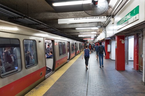15-minute commutes in Boston, Seattle bring home values down the most