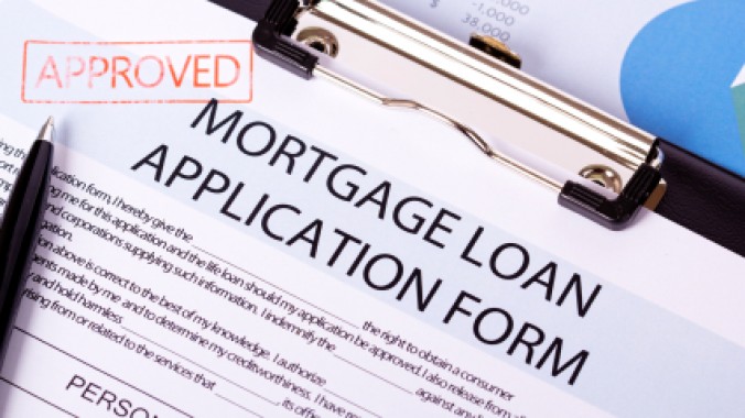 Mortgage apps tumble 12% over holidays