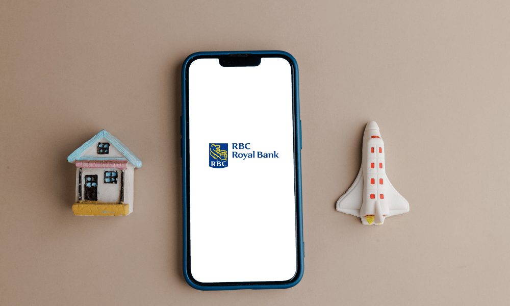 Split Lay Reverse Lay RBC lays off staff as HSBC Canada integration continues | Canadian ...