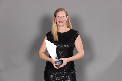Celebrated insurer turns obstacles into opportunities