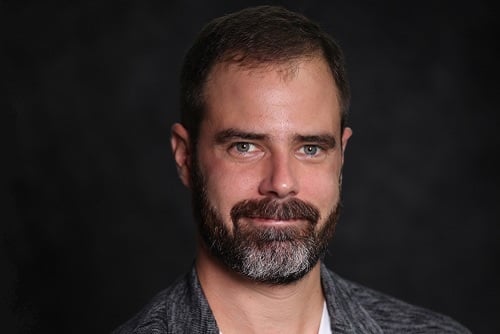From an entrepreneurial itch to a tech-driven brokerage