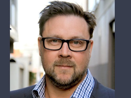 Broker reveals challenges of going it alone