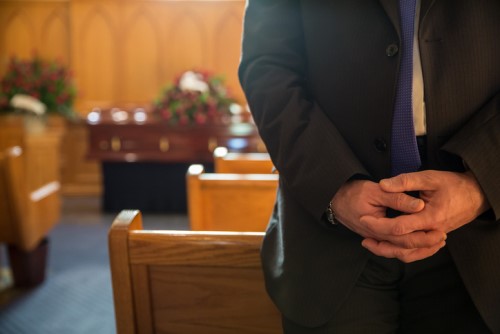 Insurer pays respects to former CEO