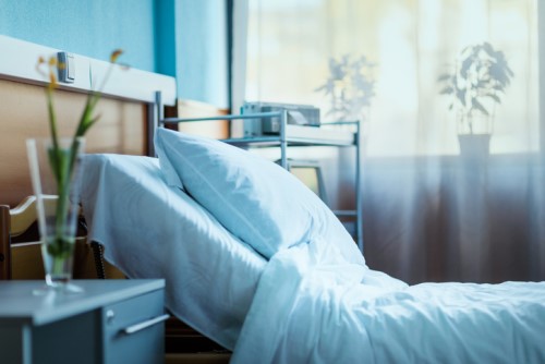 Kiwi mum Abby Hartley dies in Bali hospital after insurer denies medevac
