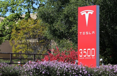Tesla and insurance - Everything you need to know