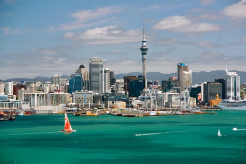 DLA Piper to relocate to the new PwC Tower