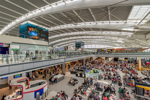 Travel chaos continues at Heathrow Airport