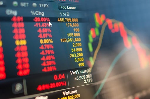 China's online property insurance premiums dip slightly