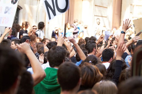 NZ travellers urged to check insurance and be cautious amid Hong Kong protests