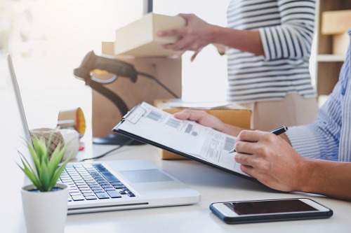 Ontario couple see insurance premium surge following postal code change