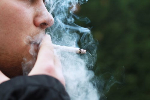 Insurance unions band together to combat smoking
