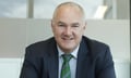 Auction clearance rates cool as spring volumes surge before RBA call