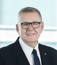 Robert Kelly, Steadfast (Australia and New Zealand)