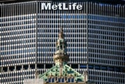 MetLife leads U.S. variable annuity sales on decreased rates