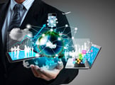 Investors prefer live advisers who incorporate tech