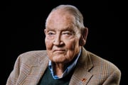 John Bogle, Vanguard founder, dies at 89