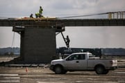 Biggest firms win fight for cash flooding muni funds