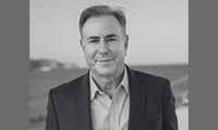 Stuart Feld