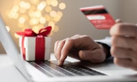 US shoppers set to boost holiday shopping by 7%