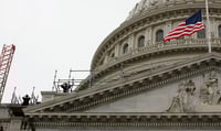 Democratic senators split from White House on DOL fiduciary rule