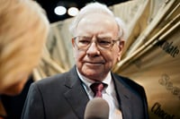Warren Buffett pushes Obama to build the Keystone pipeline