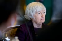 Deutsche Bank say the Fed should not raise rates