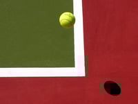 Not quite Federer, but this stock analyst's got game