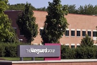 Vanguard pairing 401(k) investors with CFPs