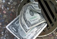 'Dumb money' hosed as investors exit muni funds