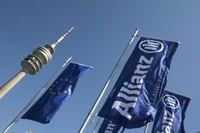 Allianz holds out carrot for top distributors