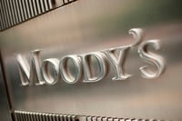 Moody's is positive muni outlook negative