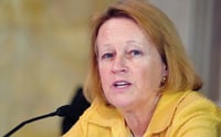 Schapiro sticks to her guns on money funds