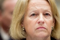 Is Mary Schapiro losing the war on money funds?