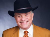 NAPFA forces resignation of Bert Whitehead, vocal compensation committee member