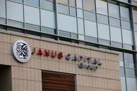 In possible gift to Bill Gross, Janus gets preliminary approval to offer ETFs