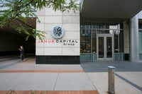 Strong markets, fund flows boost Janus with Gross