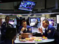NYSE shutdown: Advisers calm jittery clients