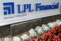 Former LPL broker suspended for supervisory failure, Finra says