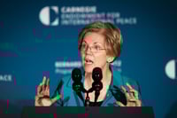 Elizabeth Warren asks Obama to replace SEC's Mary Jo White