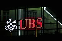 Star broker, now at Morgan Stanley, alleges sexual discrimination at UBS