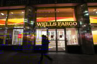Wells Fargo chair denies rumors bank is seeking to replace CEO