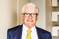 Talking to Chuck about Schwab's $3.6 trillion edge on fintechs