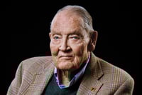 John Bogle, Vanguard founder, dies at 89